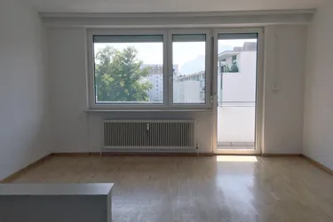 Gepflegte 3 Zi-Wohnung mit Balkon - Salzburg-Stadt