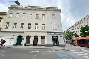 Vereinslokal I EG und Souterrain ca. 159qm