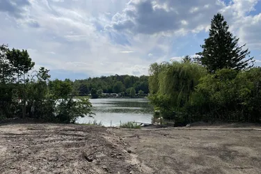 SEEGRUNDSTÜCK IN PACHT MIT SOMMER-HAUS AM PÖTTSCHINGER-SEE!