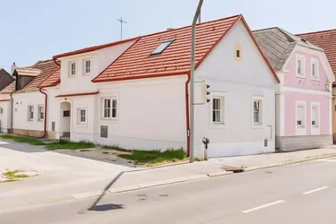 TOP-SANIERTES CHARMANTES HAUS IN St. MARGARETHEN!
