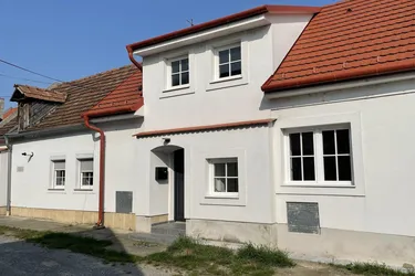 TOP-SANIERTES CHARMANTES HAUS IN St. MARGARETHEN!