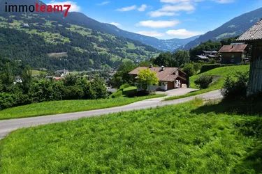 Grundstück inmitten der alpinen Kulisse des Montafons