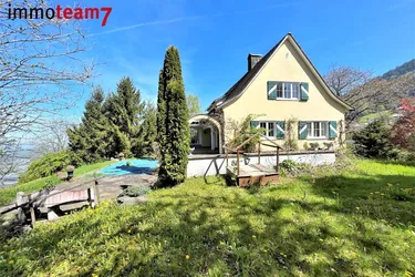 Expose Einzigartiges Einfamilienhaus mit atemberaubendem Ausblick über das Rheintal