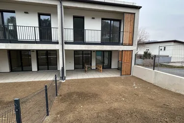 *Reihenhauscharakter* 4-Zimmer-Maisonette-Wohnung mit Garten! - provisionsfrei