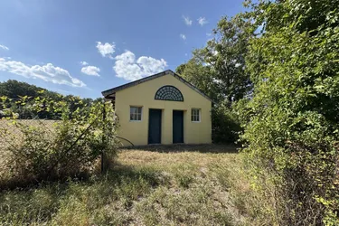 GROSSES GRÜNLAND GRUNDSTÜCK MIT BESTANDSHAUS - WIDMUNG PARK