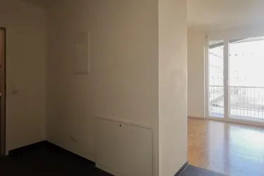 Jetzt besichtigen! | Zentrale 2 Zimmer Wohnung mit Balkon | 38m² | ab sofort