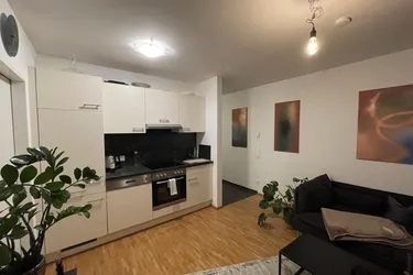 Zentrale 2 Zimmer Wohnung mit Balkon - 38m² - ab sofort
