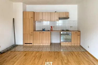 Altheim - Ideal für Singles: 2-Zimmer-Wohnung im Zentrum