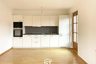 Roßbach - Ländlich gelegene 3-Zimmer-Wohnung mit Balkon