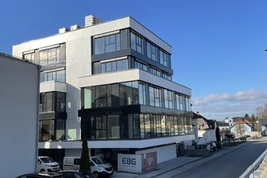 Expose NEW WORK - BÜROFLÄCHEN ERSTBEZUG - Architektur maßgeschneidert für Innovation