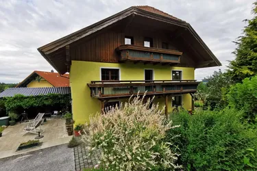 Wohnen und Arbeiten unter einem Dach - auch als Mehrfamilienhaus geeignet