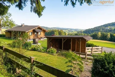 Fernblick, Quellwasser &amp; Wohnqualität – 2025 vollständig generalsanierter Bungalow mit ca. 120 m² Nutzfläche inkl. separat zugänglichem beheiztem Vollkeller in Eidenberg nahe Linz