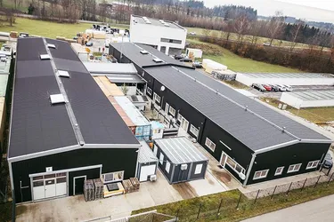  Gewerbehallen mit Büro im Linzer Zentralraum 