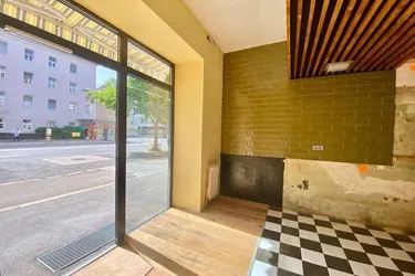 Klagenfurt - Bahnhofstraße vis-á-vis der Wirtschaftskammer: EG-Fläche als Verkausladen, Büro, Beauty Bar - Keine Gastronomie!