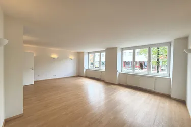 Klagenfurt - Rosentaler Straße: Gewerbefläche für Yoga, Massage, Therapie oder als Büro mit PKW Stellplätzen