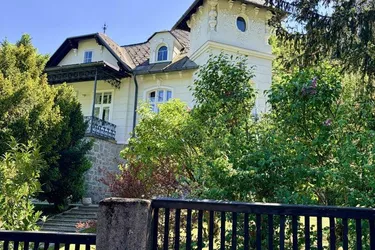 VILLA VOLLER SEELE , GESCHICHTE, UND ZEITLOSER ELLEGANZ !!