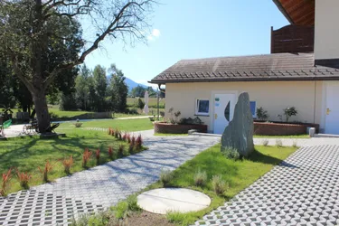 60 m² FERIENWOHNUNG MIT PRIVATTEICH! EINZIGARTIGES PROJEKT IM NATURPARADIES LÄNGSEE! NUR NOCH 2 WOHNUNGEN VERFÜGBAR!