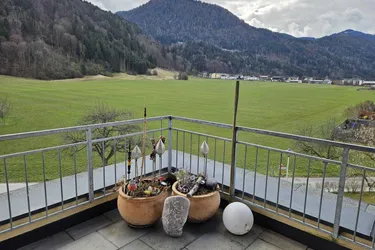 Traumhafte Dachgeschoßwohnung in Wörgl: 4 Zimmer, Terrasse &amp; 2 Tiefgaragenplätze!