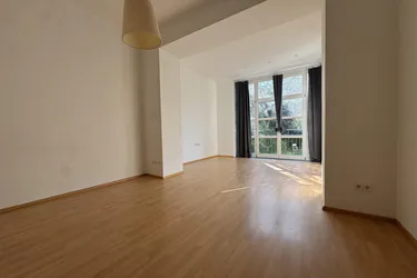 Großzügiger Altbau in Wilten mit direktem Gartenzugang - Familienwohnung in Wilten