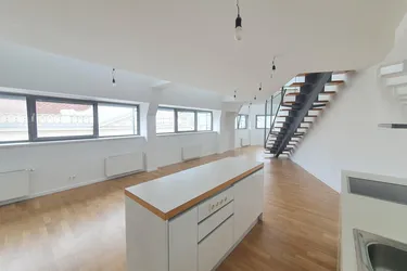Moderne 3-Zimmer DG-Wohnung im Stilaltbau - Nähe Karmelitermarkt