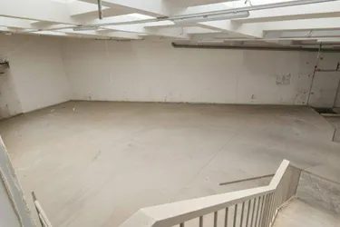 Gewerbehalle mit Bürofläche – ca. 760 m²