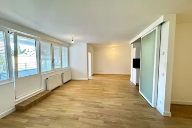 Sanierte 2 Zimmer - Innenstadtwohnung mit Loggia in Innenhoflage - Nähe Juridicum