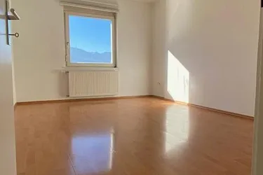 unmittelbare Uni/Kiniknähe: wg-geeignete 2 Zimmer-DG-Büro/Wohnung - Provision bezahlt der Abgeber