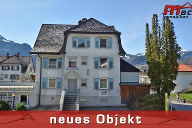 Zinshaus mit 4 Wohnungen und Gewerbefläche