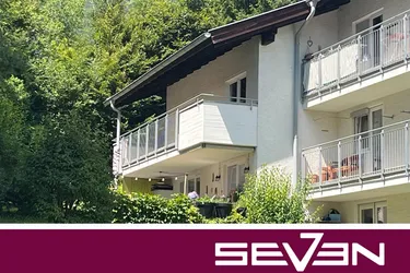Hungerburg - Charmante Wohnung mit eingerichteter Küche, Wohnzimmer, Schlafzimmer und Balkon