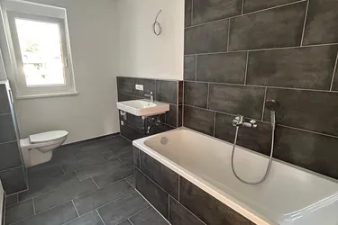 Neubau: 4-Zi Terrassenwohnung