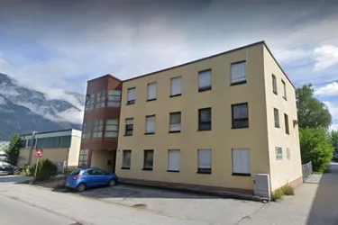 Bürohaus mit Betriebswohnungen in Bestlage