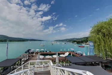 Direkt am Wörthersee - Loftartige Penthousewohnung mit Freistellplatz