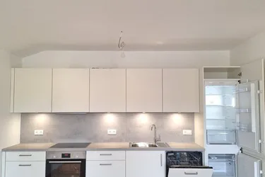 Frisch sanierte 2-Zimmer-Dachgeschosswohnung in Maxglan – wertige Ausstattung &amp; zentrale Lage