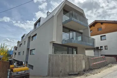 Neubau 2-Zimmerwohnung mit Balkon Top 3