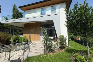 Modernes Ensemble - Mehrgenerationen (Lift) - schöne Lage - Stadtrand Süd