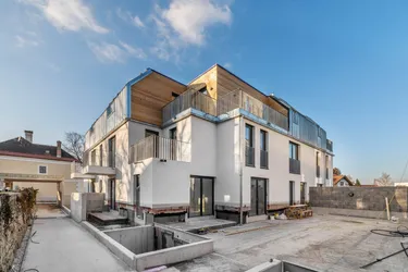 Expose MIETE ODER KAUF MÖGLICH - PROVISIONSFREI - Moderne 4-Zimmer-DG-Wohnung - TOP 1.8 - VORSTADTL 11