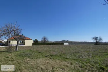 GROSSE NATURNAHES BAUGRUNDSTÜCK RUHELAGE