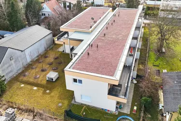 Helle 2-Zimmer-Wohnung mit großzügiger Terrasse und Tiefgaragenparkplatz
