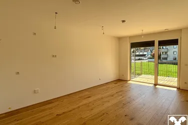 PROVISIONSFFREI-2 Zimmer Wohnung mit sonnigem Balkon