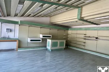Zentrale Geschäftsfläche direkt im Dorfkern von Kössen