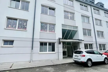 Büro, Kanzlei, Ordination, mehrere freie Flächen im Bürohaus in der Grawatschgasse