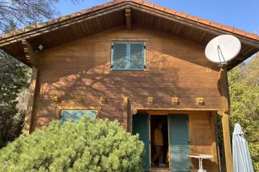 Neuwertiges Gruber-Blockhaus(Kleingarten), 1130 Wien/461 m² Eigengrund