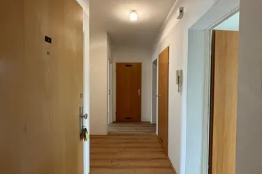 Geförderte 3-Zimmer Wohnung mit Loggia und Parkplatz in zentraler Lage in St. Georgen an der Gusen! Umgeben von perfekter Infrastruktur!