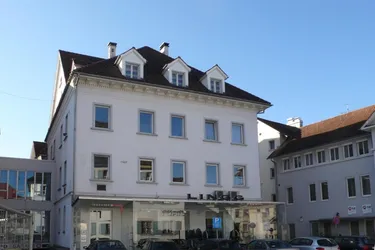 Moderne Büro- oder Geschäftsfläche mit historischem Charme am Marktplatz