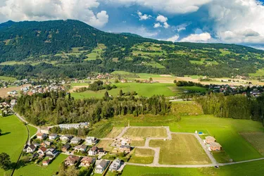 Natur- und zentrumsnahes Wohnen - 36 Baugründe in der sonnigen Trattensiedlung - Lendorf / Oberkärnten