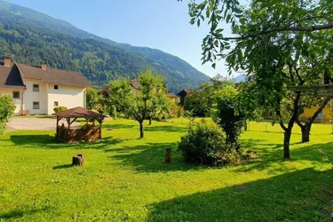 Gartenidylle und Bestandshaus mit Potenzial