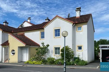 3-Zimmerwohnung im OG mit Balkon