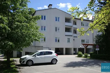 3-Zimmerwohnung im 1.OG mit Balkon