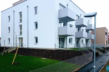 Betreubares Wohnen: 2-Zimmerwohnung mit Garten und Terrasse 