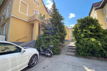 Große und elegante Eigentumswohnung in Balatonfüred steht zum Verkauf